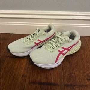 ASICS Running Shoes in Light Green and Pink